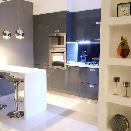 Apartamento Designer-finished In